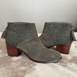 Tom’s Women’s boots, W9